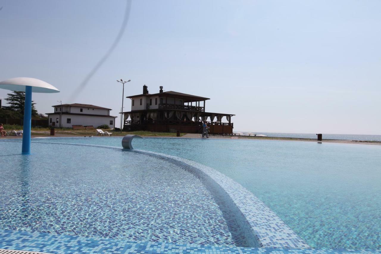 فندق تساندريبشفي  Napra المظهر الخارجي الصورة